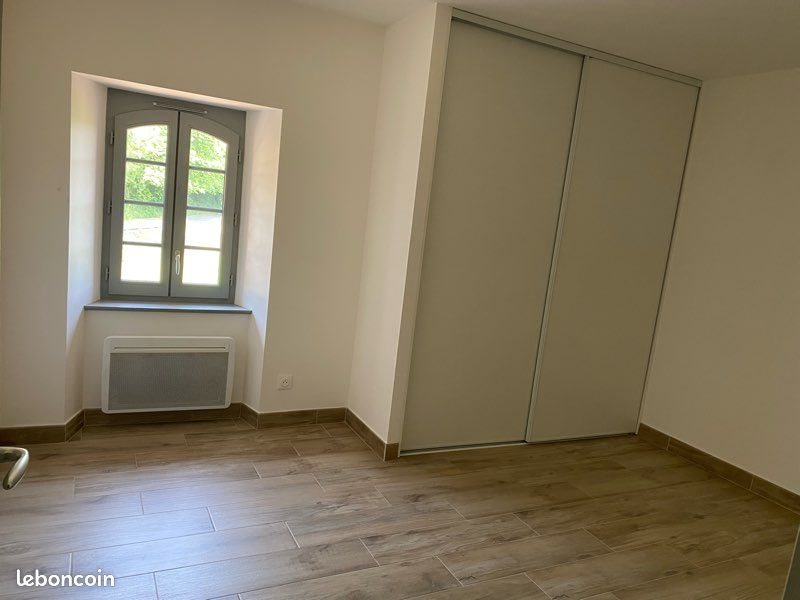 Appartement à louer, 65m², Louhossoa
