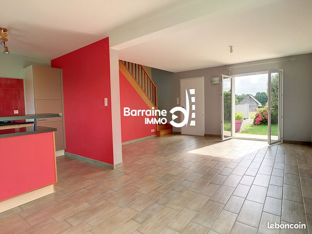 Maison à louer, 82m², Argol