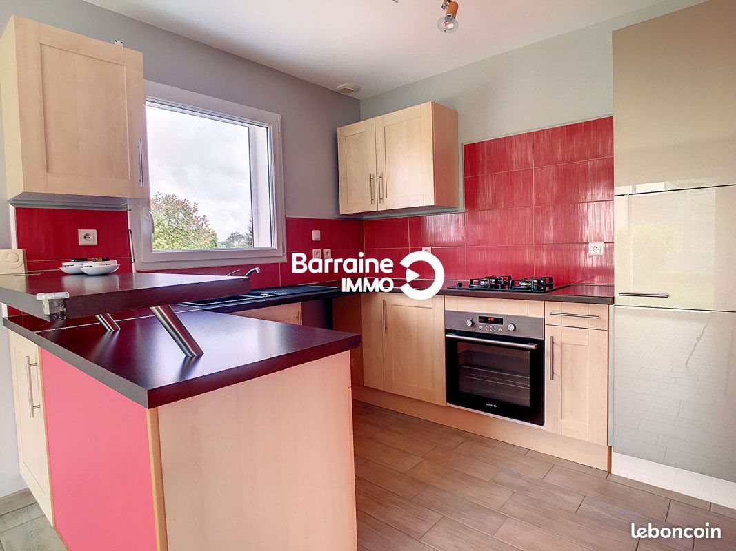 Maison à louer, 82m², Argol