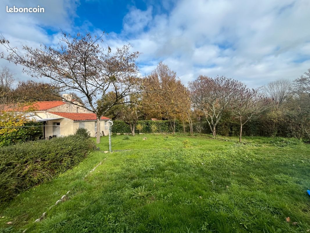 Maison à louer, 68m², Nesmy