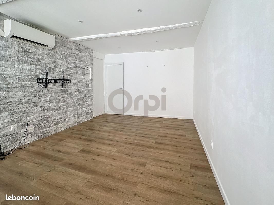 Appartement à louer, 40m², Trans-en-Provence