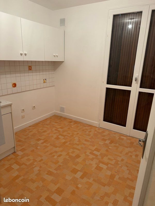 Appartement à louer, 45m², Saint-Etienne