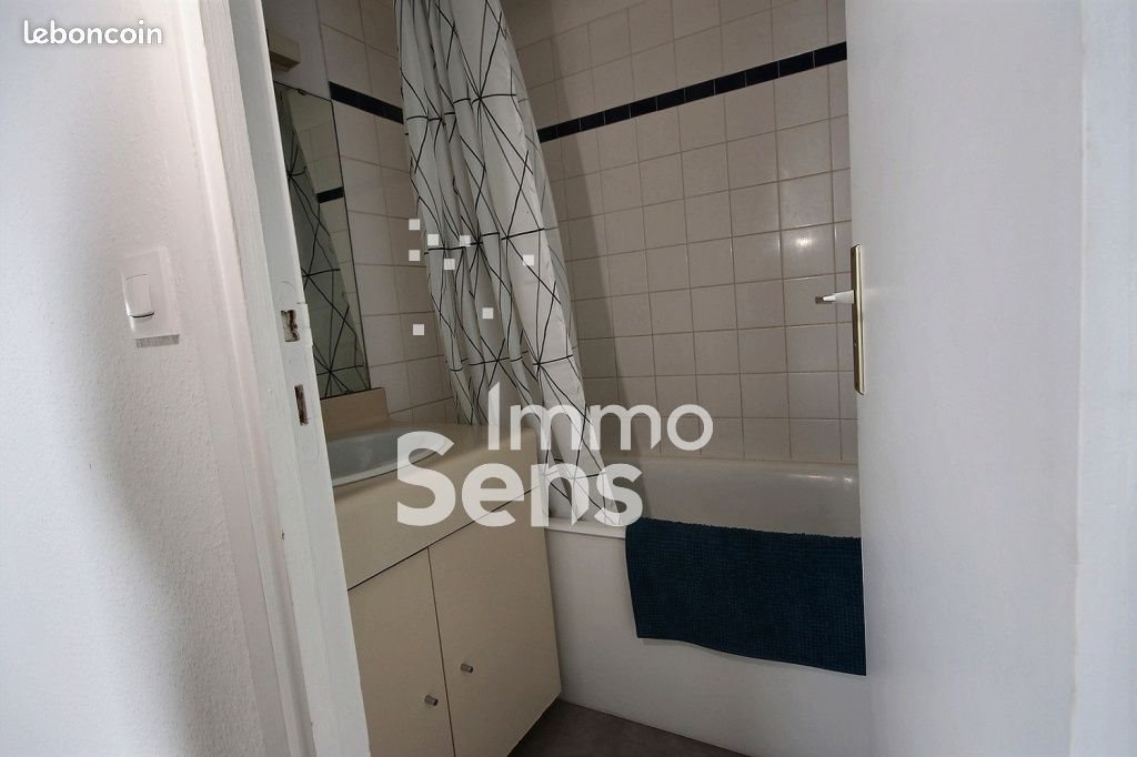 Appartement à louer, 33m², Lille