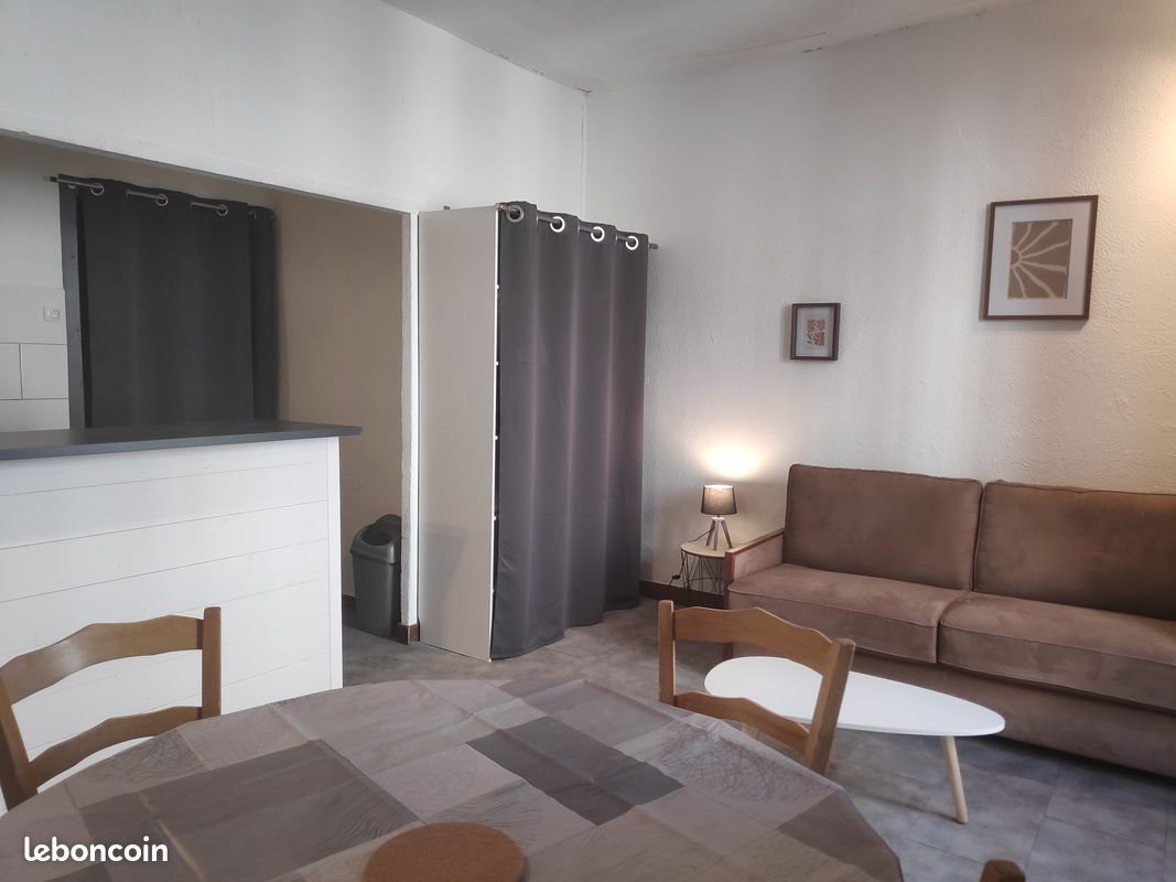 Appartement à louer, 23m², Nîmes