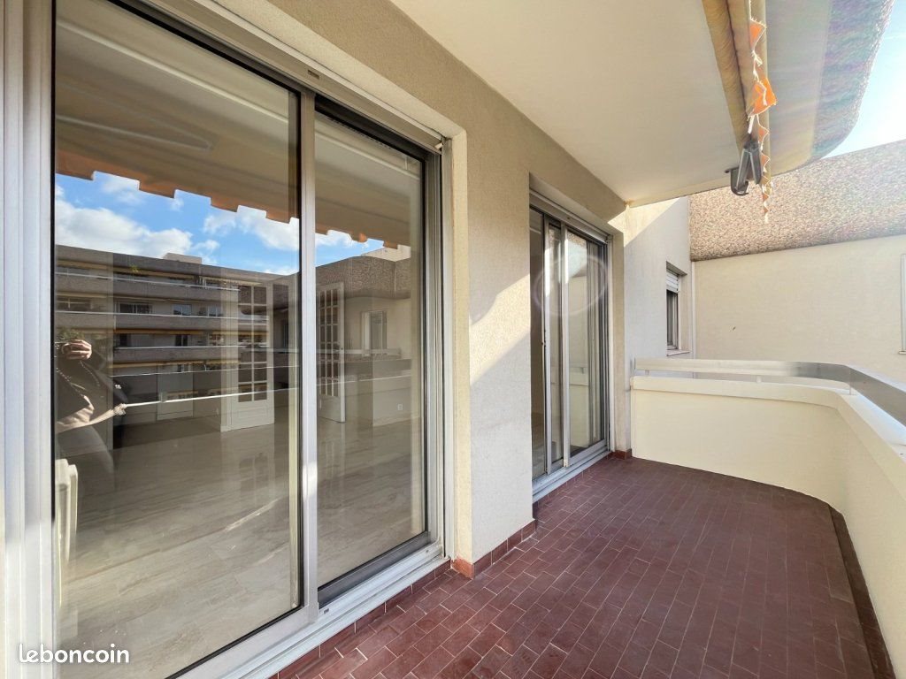 Appartement à louer, 47m², Nice