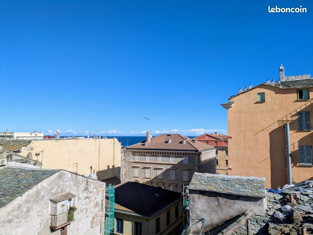 Appartement à louer, 47m², Bastia