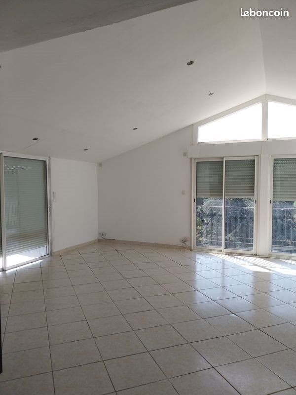 Appartement à louer, 90m², Bormes-les-Mimosas
