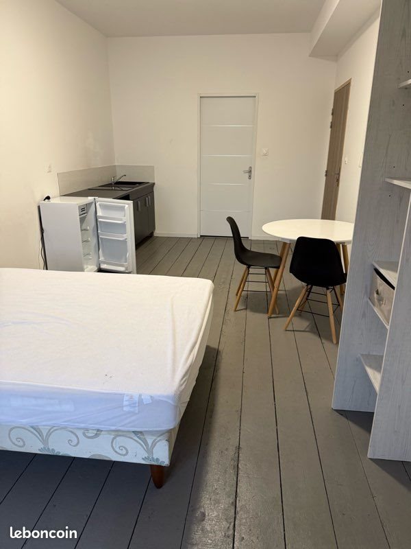 Appartement à louer, 29m², Cognac