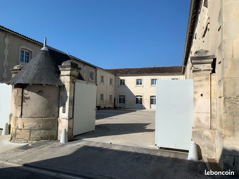 Appartement à louer, 29m², Cognac