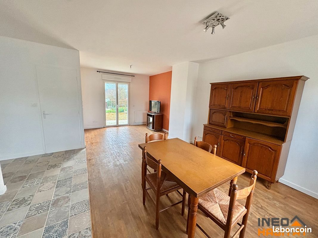 Maison à louer, 59m², La Mézière