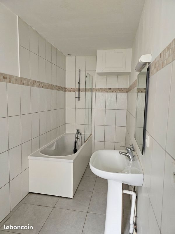 Appartement à louer, 70m², Cuinchy