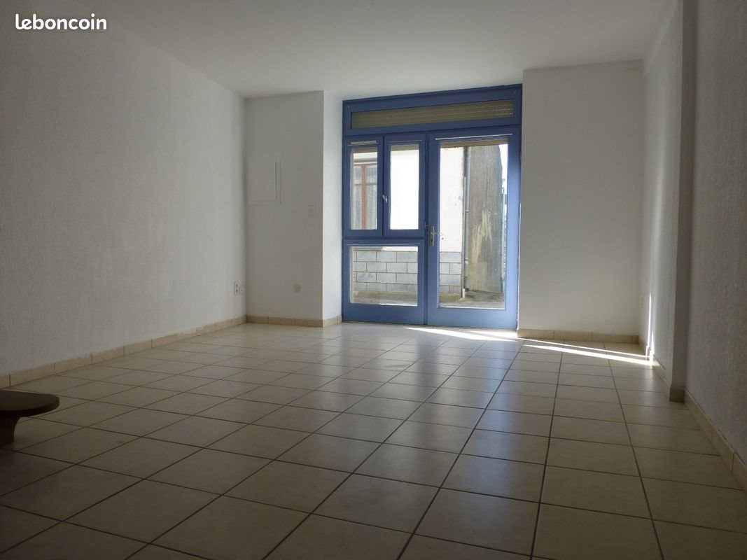 Maison à louer, 78m², Renneville