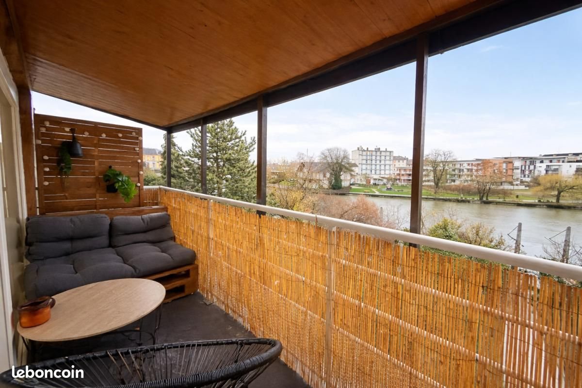 Appartement à louer, 60m², Saint-Max