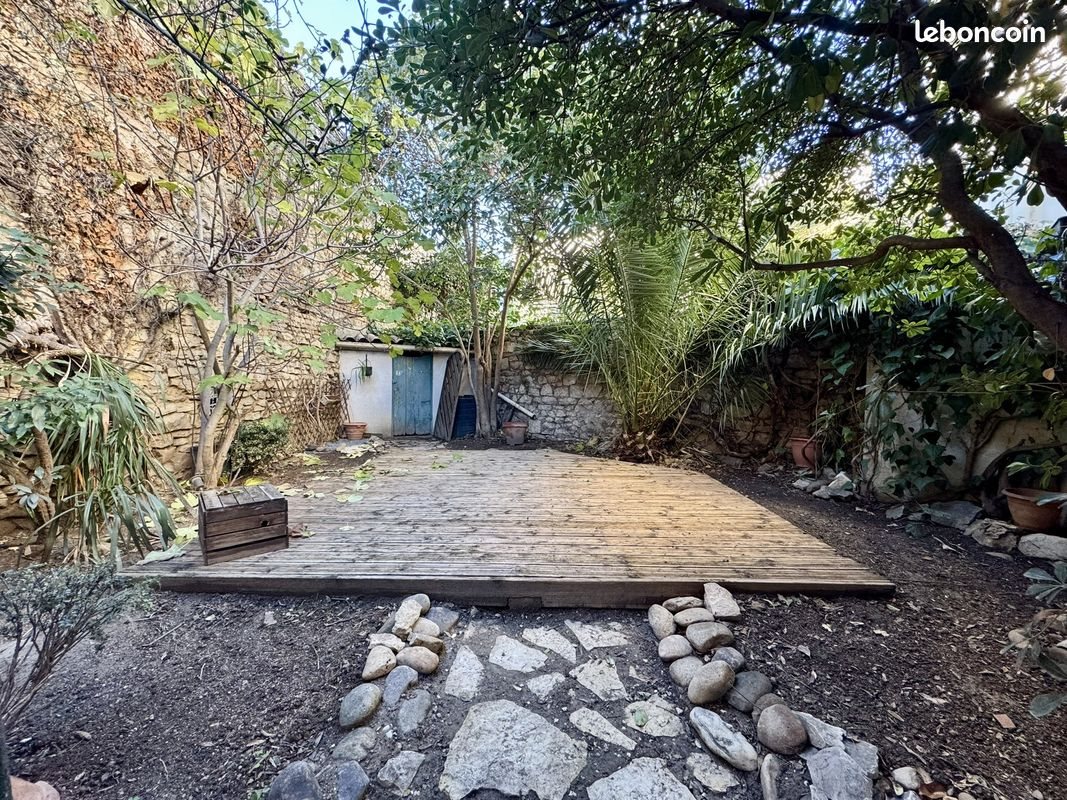 Appartement à louer, 75m², Nîmes