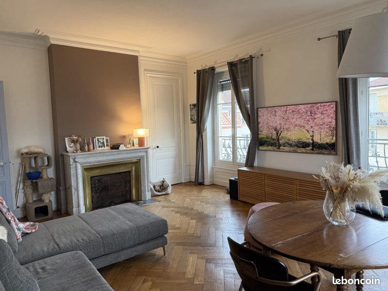 Appartement à louer, 130m², Lyon 1er