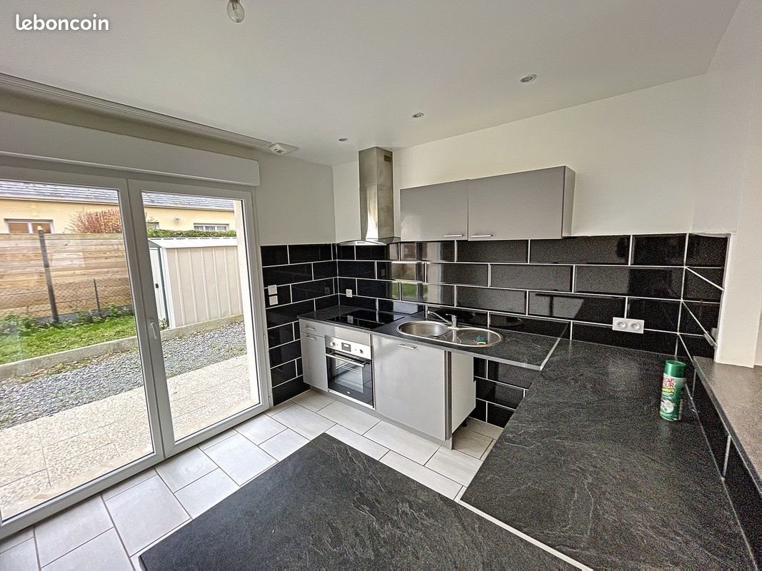 Maison à louer, 82m², Ifs