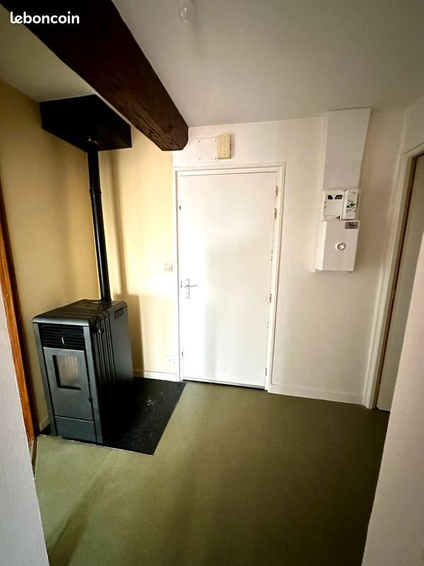 Appartement à louer, 50m², Girauvoisin