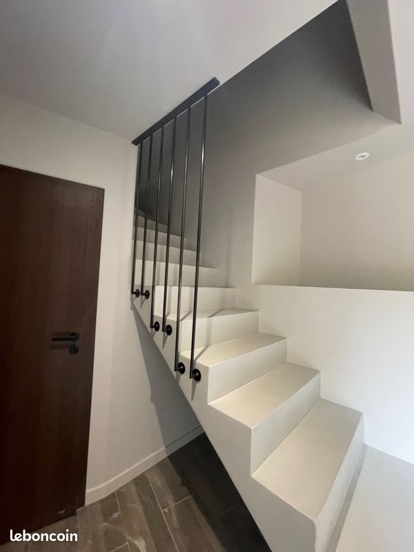 Maison à louer, 113m², Fareins
