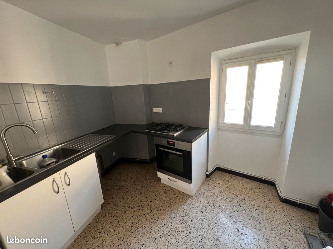 Appartement à vendre, 70m², Eyguières