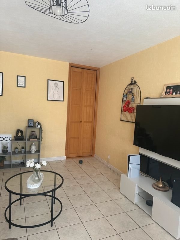 Appartement à louer, 42m², Vif