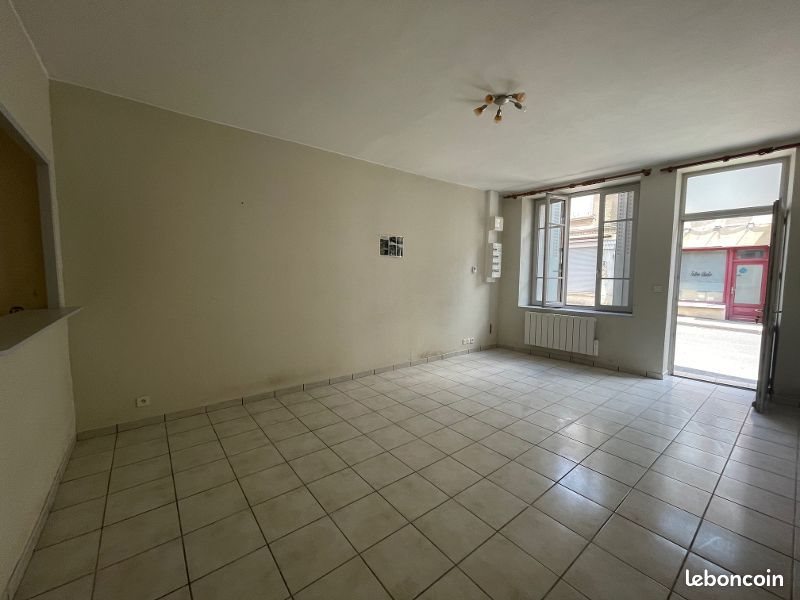 Maison à louer, 111m², Randan