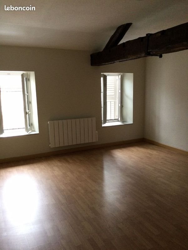 Maison à louer, 111m², Randan