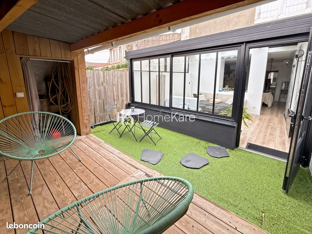 Appartement à vendre, 220m², Castres-Gironde