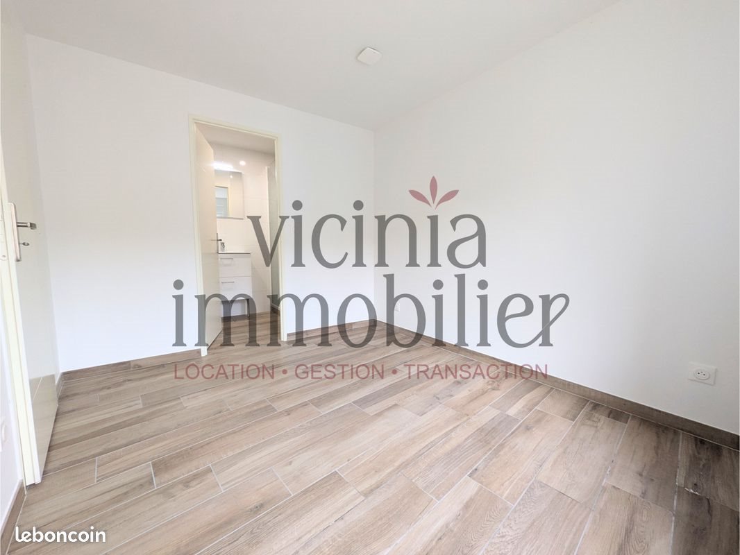 Appartement à louer, 49m², Auberives-sur-Varèze