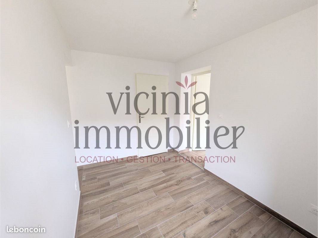 Appartement à louer, 49m², Auberives-sur-Varèze