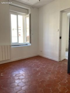 Appartement à louer, 68m², Badens