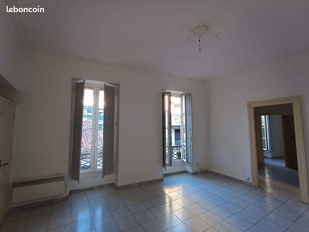 Appartement à louer, 55m², Nîmes