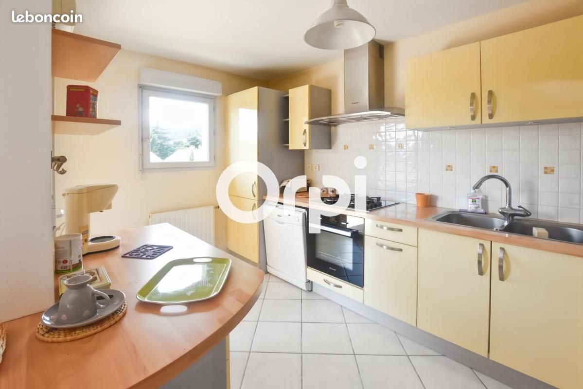 Appartement à louer, 85m², Messimy