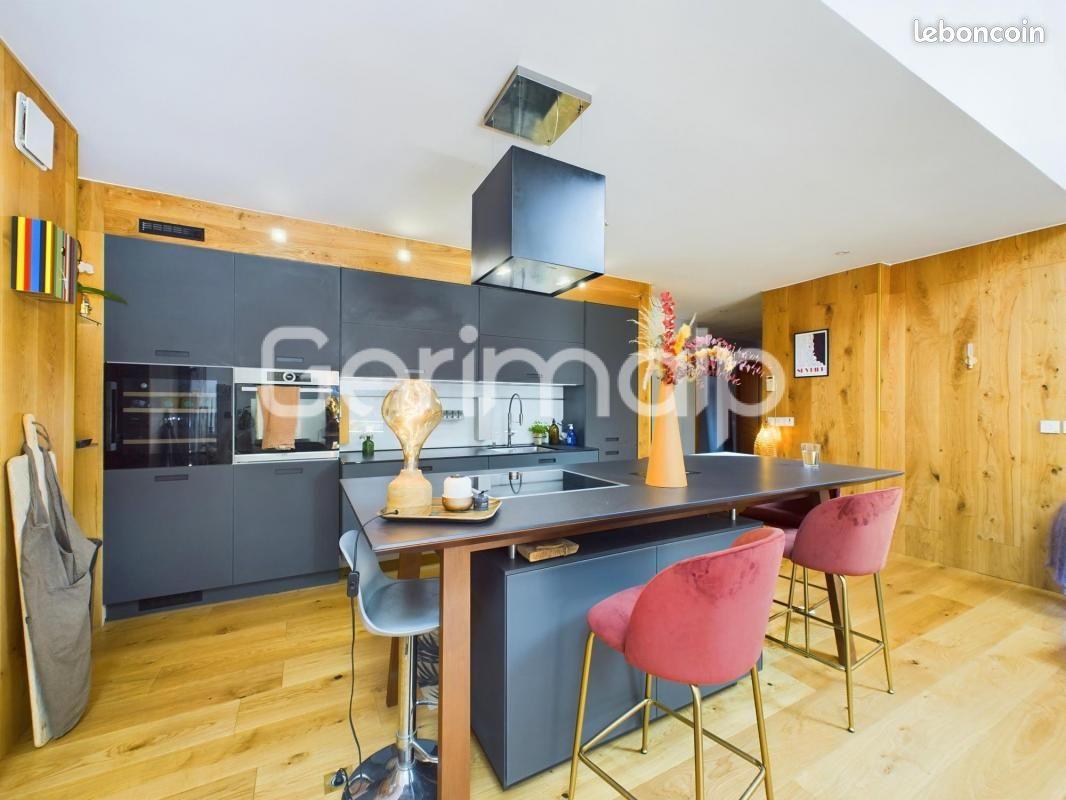 Appartement à vendre, 100m², Sévrier