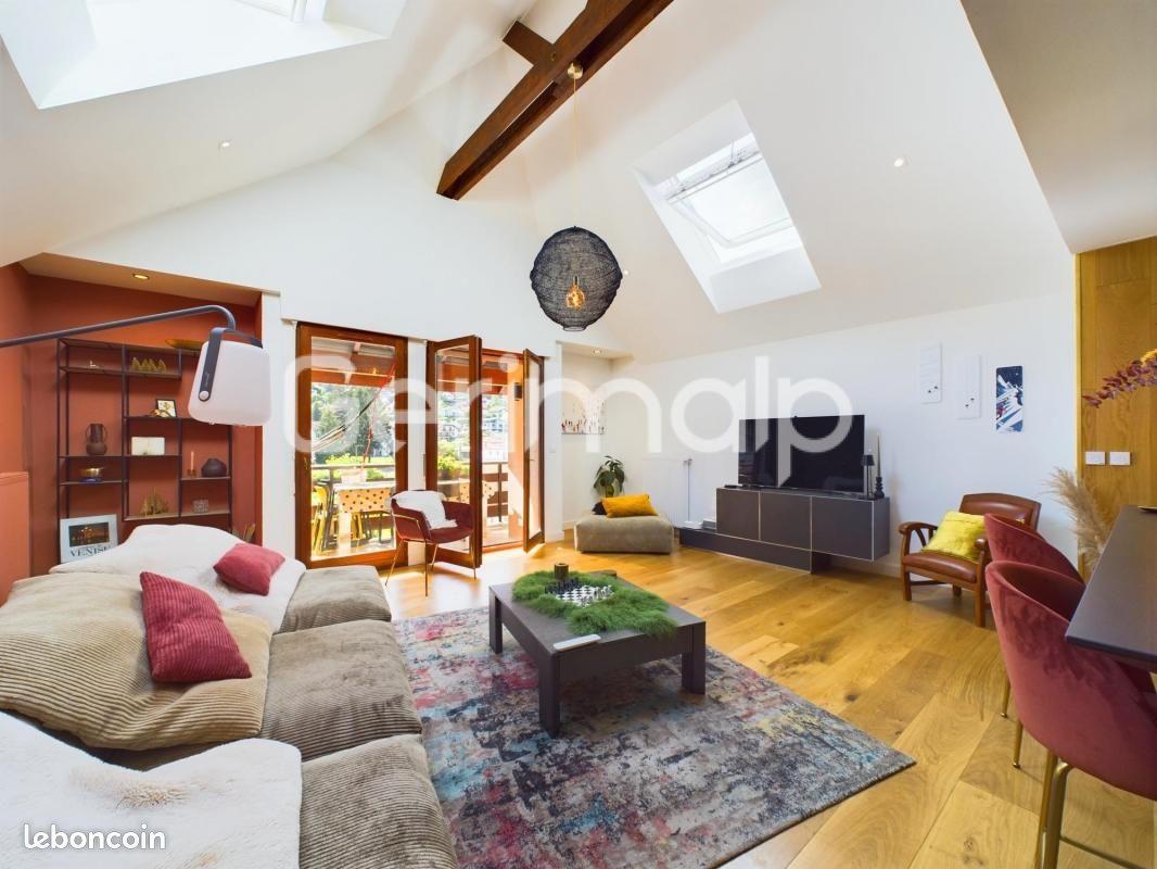 Appartement à vendre, 100m², Sévrier