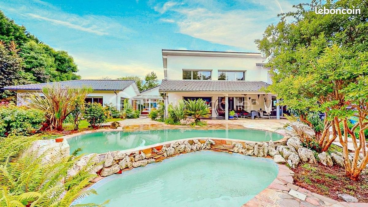 Maison à vendre, 450m², Saint-Martin-de-Seignanx