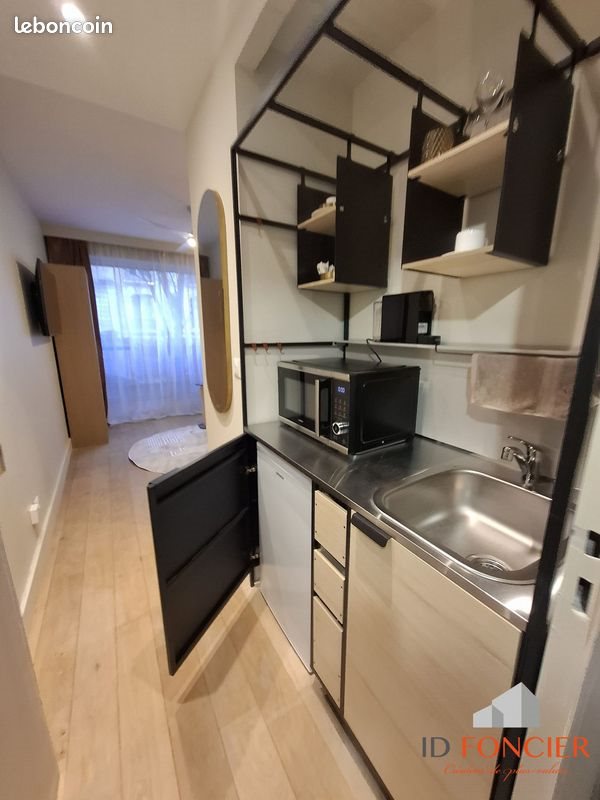 Appartement à louer, 14m², Paris 16ème