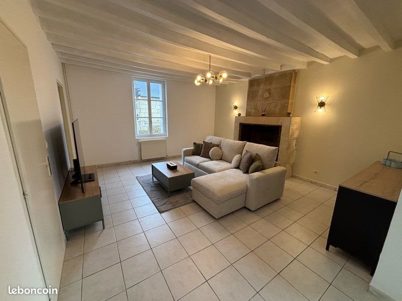 Appartement à louer, 70m², Longué-Jumelles