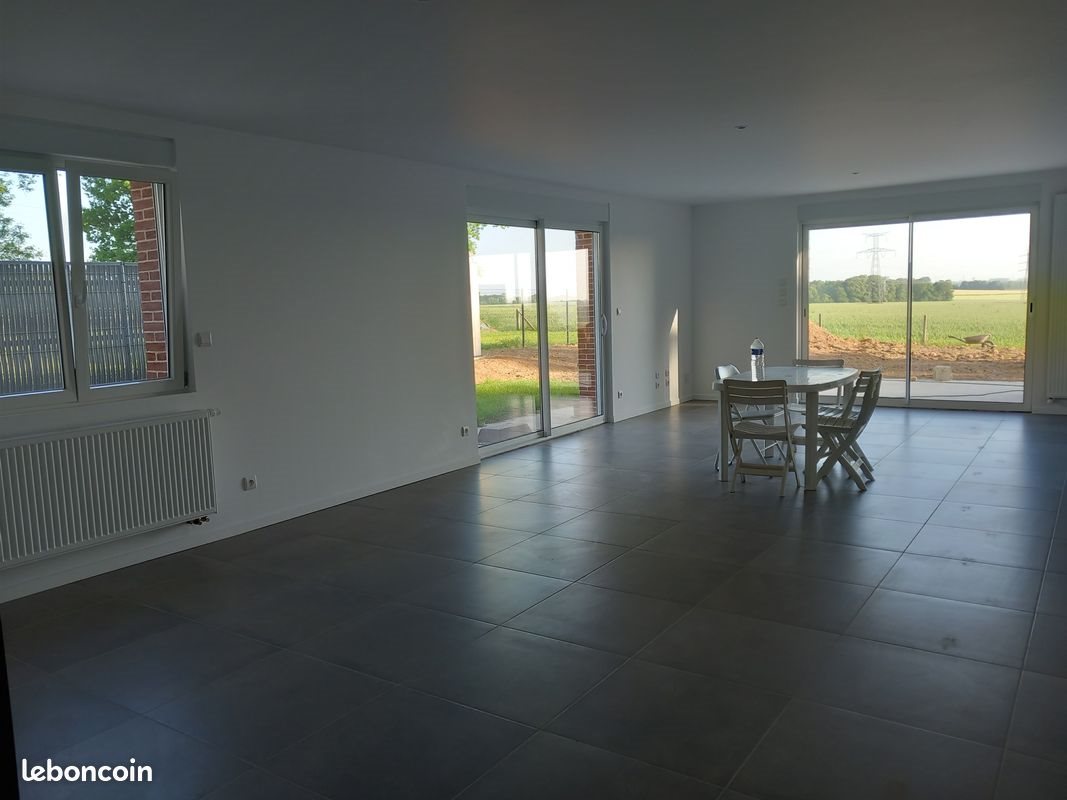 Maison à louer, 170m², Fresquiennes