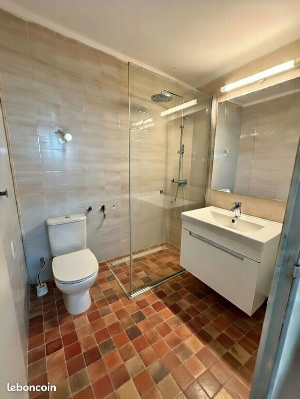 Appartement à louer, 110m², Trets