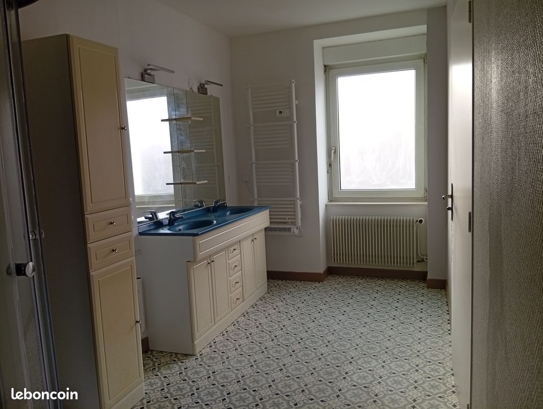 Appartement à louer, 65m², Yssingeaux
