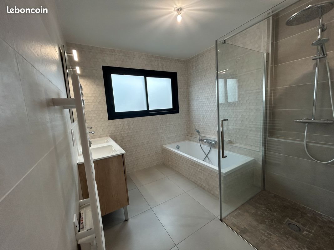 Appartement à louer, 103m², Lescar