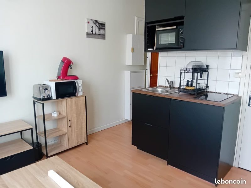 Appartement à louer, 17m², Paris 11ème
