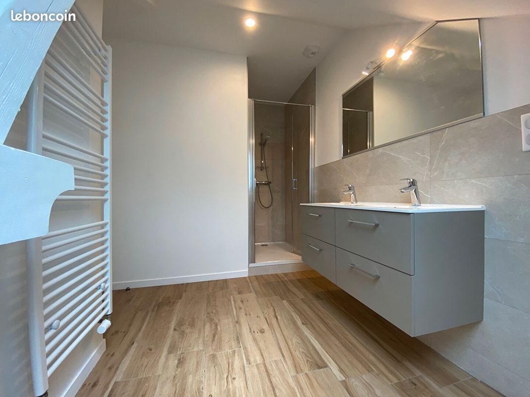 Appartement à louer, 143m², Besançon