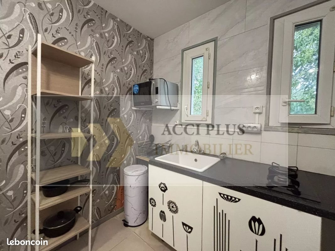 Appartement à louer, 26m², Nîmes