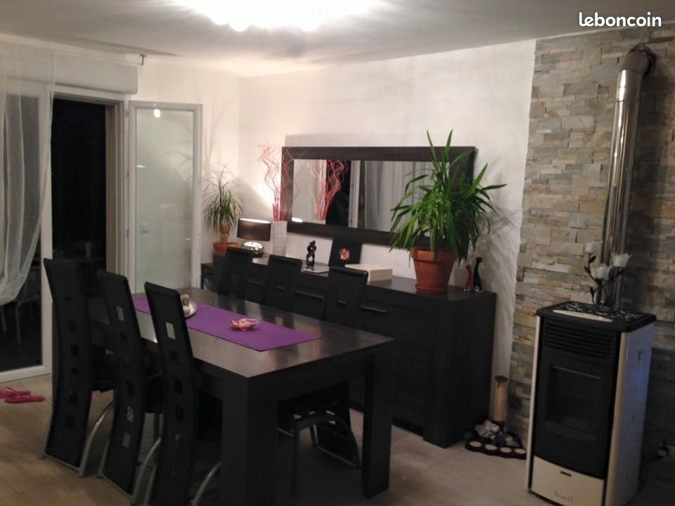 Maison à louer, 85m², Charnècles