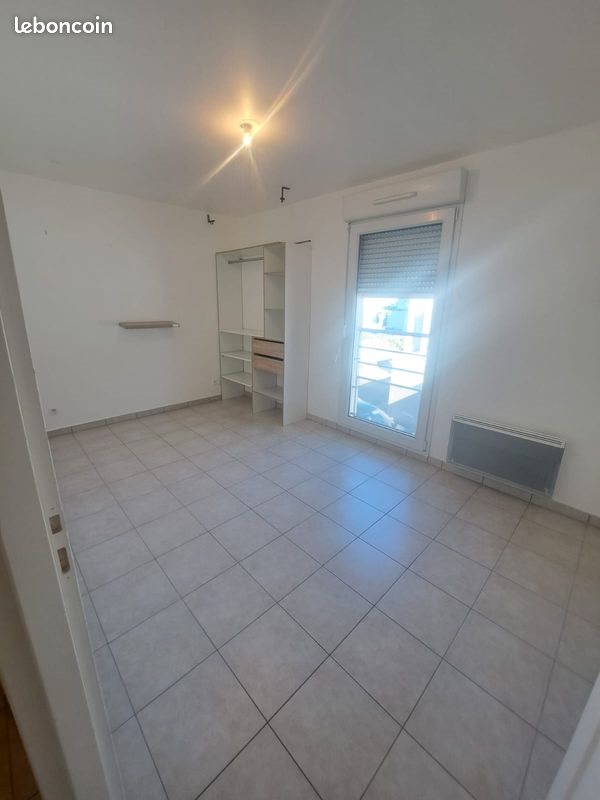 Appartement à louer, 74m², Venelles