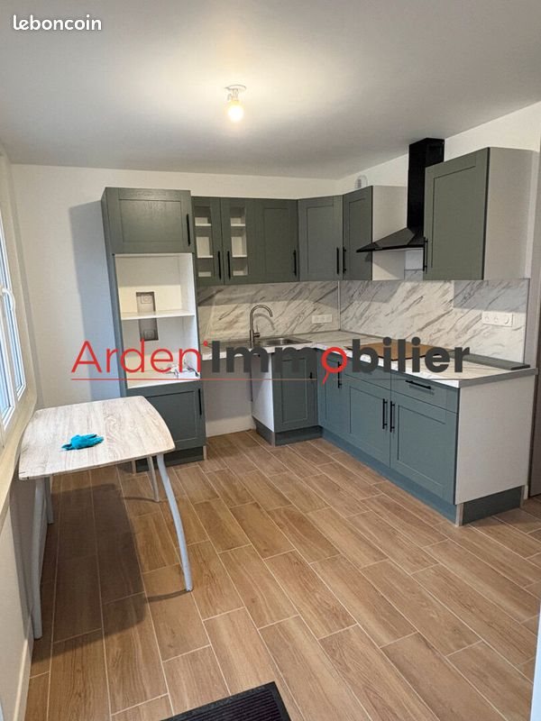 Maison à louer, 86m², Juniville