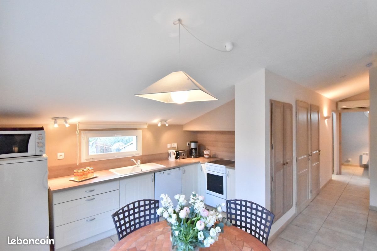 Appartement à louer, 58m², Saint-Rémy-de-Provence