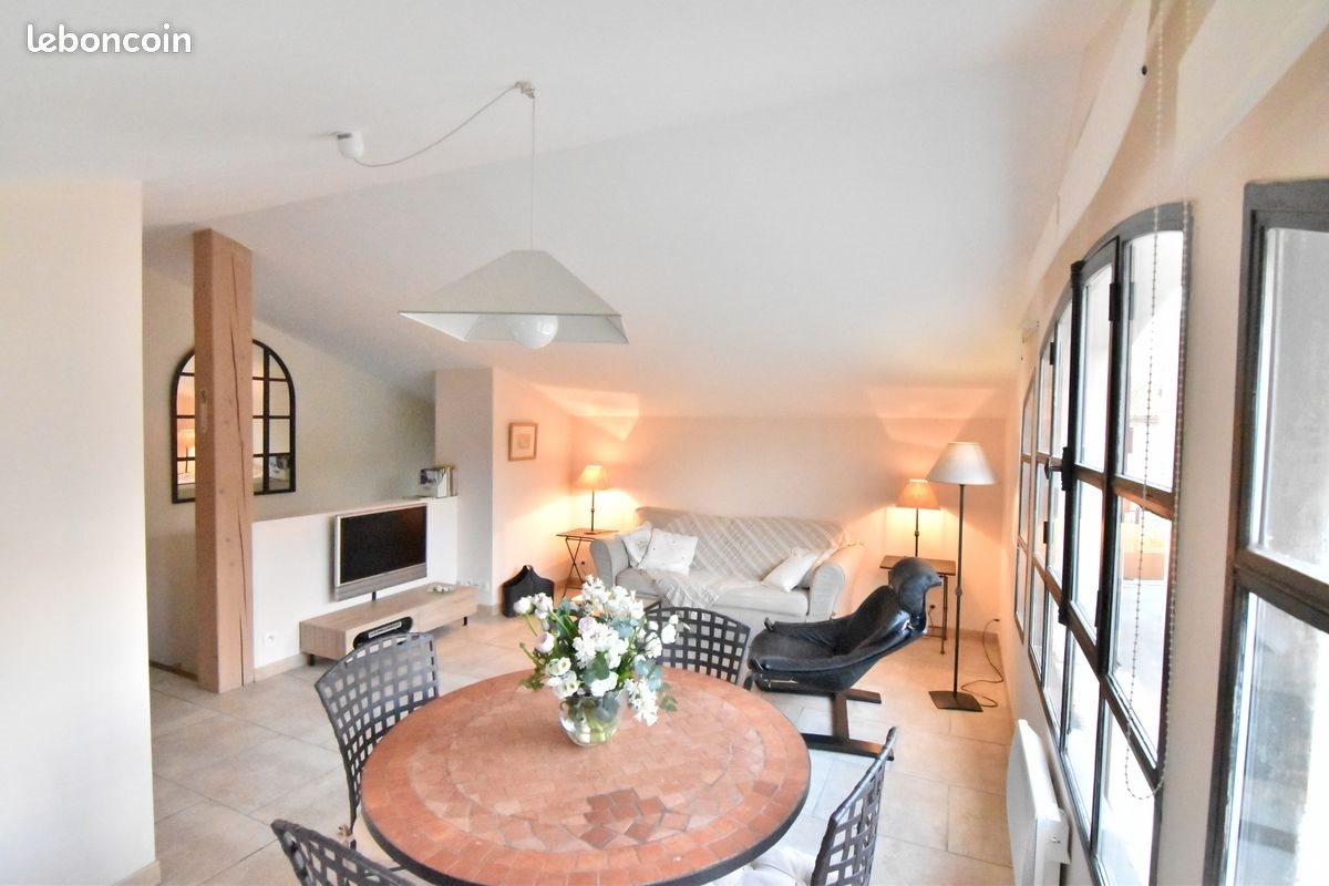 Appartement à louer, 58m², Saint-Rémy-de-Provence