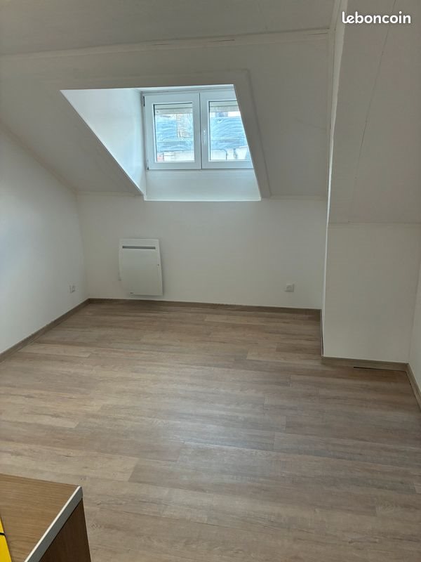 Appartement à louer, 18m², Hautmont